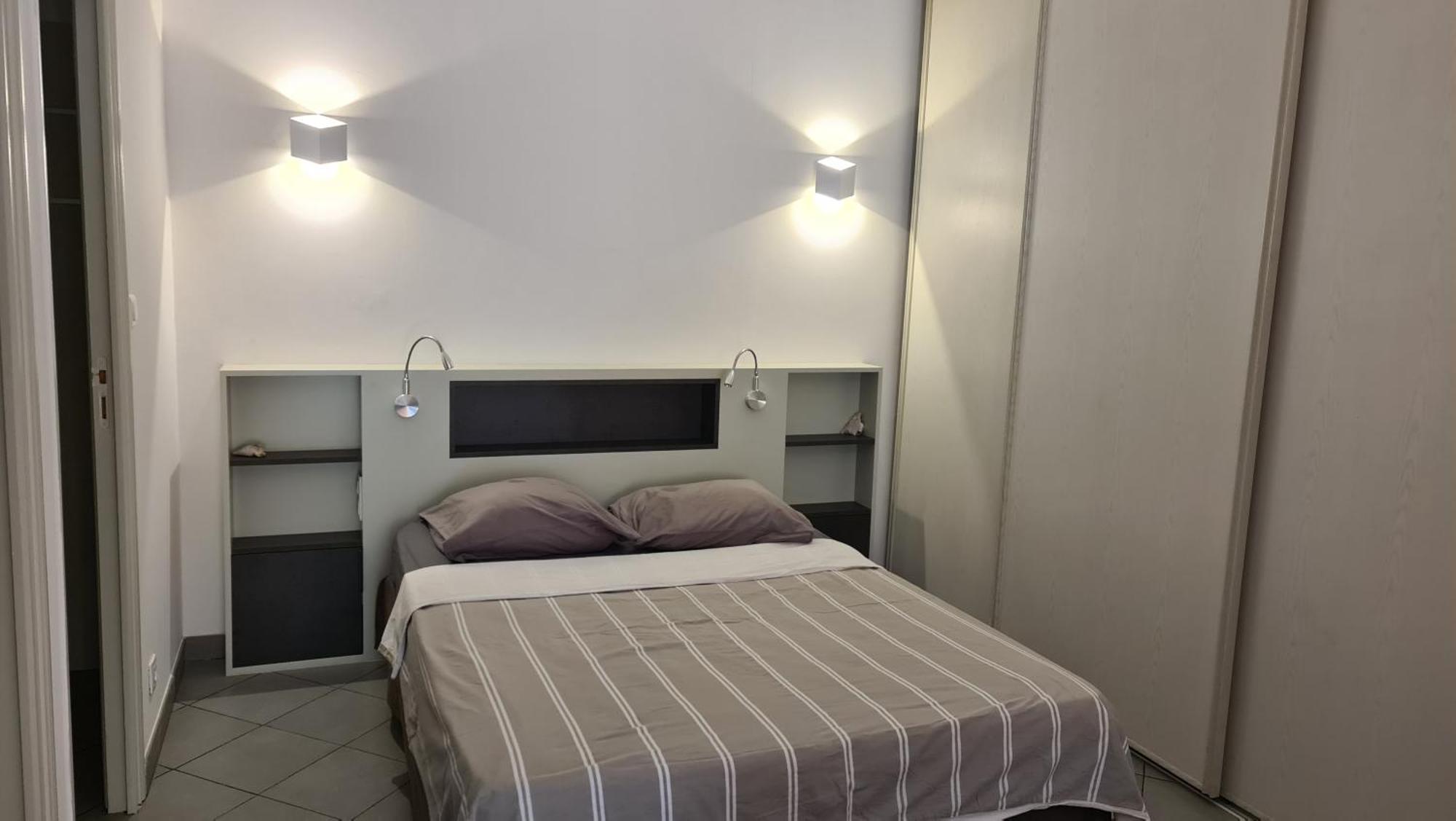 Grand Studio-Loft-Grand Parking-Climatise-Proche Centre Ajaccio  Exterior photo